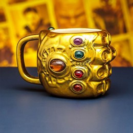 Marvel Avengers - Bosszúállók Thanos Kesztyű Bögre
