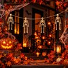Függő Csontváz Dekorációs Füzér Halloweenra - 4 db Csontvázzal
