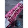 Pink fonott karkötő cápafoggal díszítve - 1 db